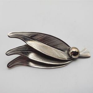 Silver leaf trio brooch vintage harvest